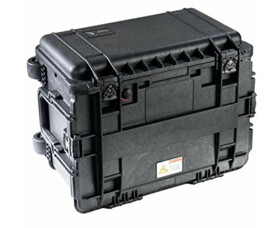 Kufr PELI 450 Black No Foam se zásuvkami